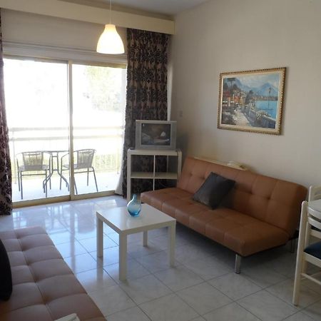 Geotanya Apartments Limassol Phòng bức ảnh